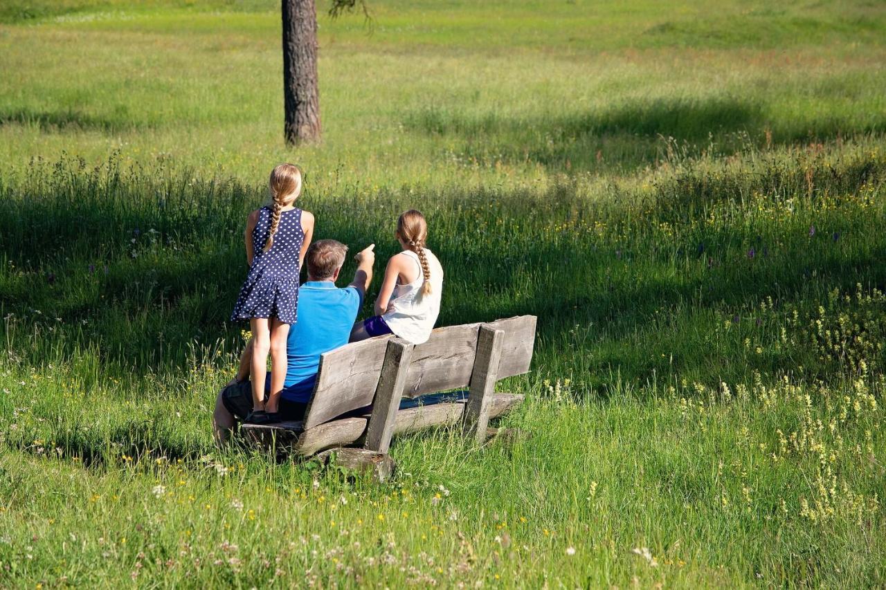 Relexa Waldhotel Schatten Щутгарт Екстериор снимка