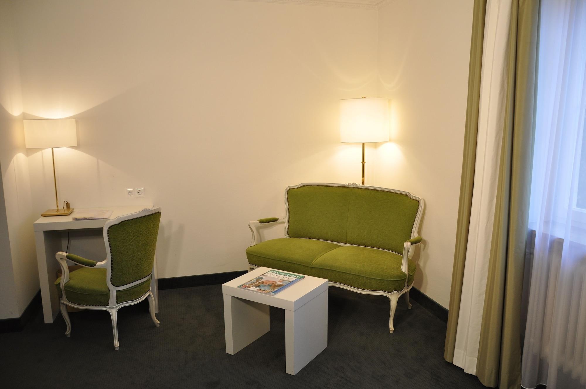 Relexa Waldhotel Schatten Щутгарт Екстериор снимка