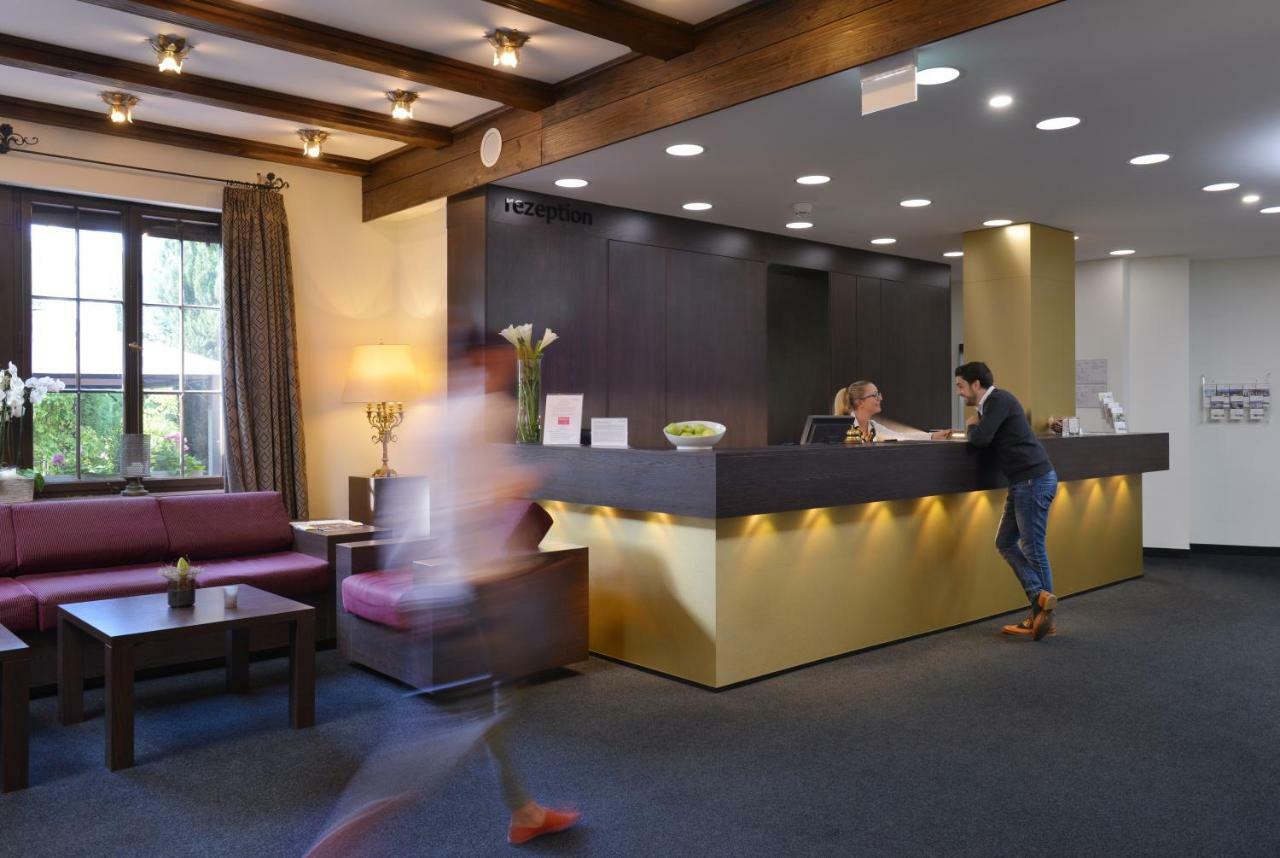 Relexa Waldhotel Schatten Щутгарт Екстериор снимка