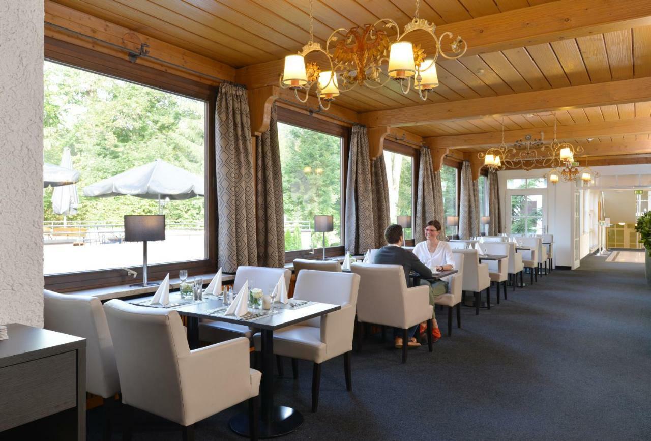 Relexa Waldhotel Schatten Щутгарт Екстериор снимка