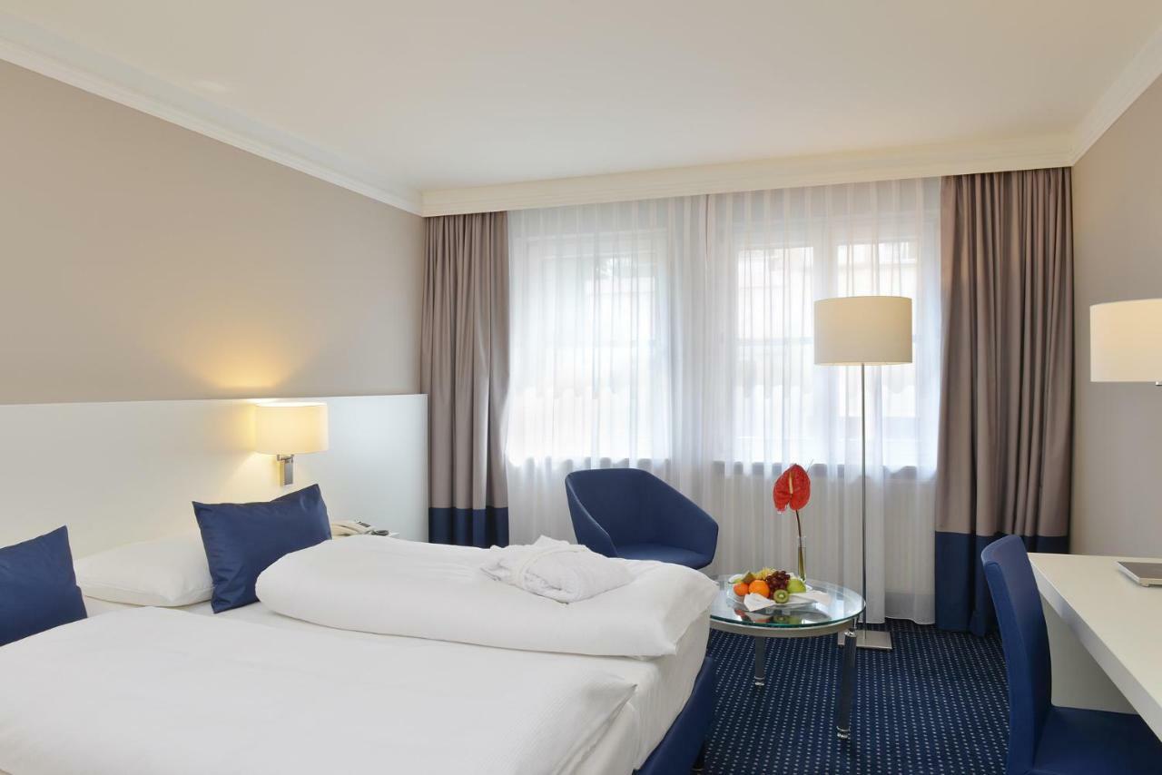 Relexa Waldhotel Schatten Щутгарт Екстериор снимка